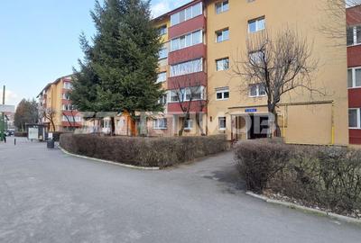 Apartament cu 3 camere decomandat în Răcădău - 49