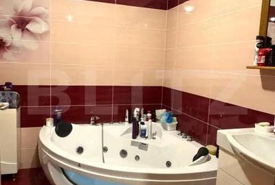 Casă cu 5 camere cu Teren 720 Mp în Tractorul - 7