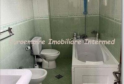 Vila 5 camere de inchiriat zona Kamsas Vila 5 camere de inchiriat zona Kamsas - 6