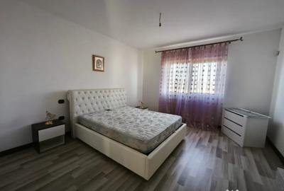 Casă cu 5 camere cu Teren 1792 Mp în Mitocu Dragomirnei - 4