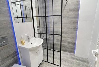 Apartament cu 2 camere decomandat în Republicii - 1