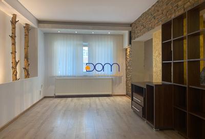 Apartament spatios 3 camere decomandat parter - 2