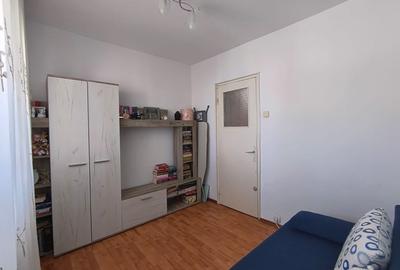 Proprietar , vând apartament 3 camere decomandate Proprietar , vând apartament 3 camere decomandate - 5