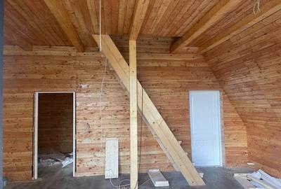 Casă cu 4 camere în Unirea - 3