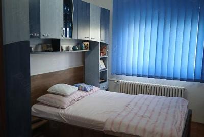 Apartament cu 2 camere semidecomandat în Aurel Vlaicu - 1