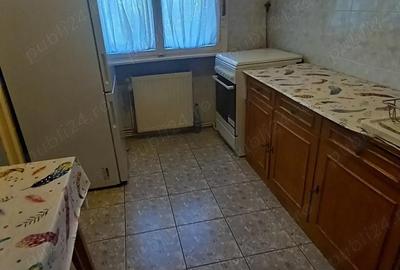 Apartament cu 3 camere în Micro 15 - 6