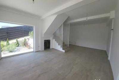 Casă cu 4 camere cu Teren 300 Mp în Hlincea - 16