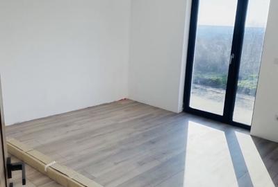 Casă cu 4 camere cu Teren 320 Mp în Cârcea - 2