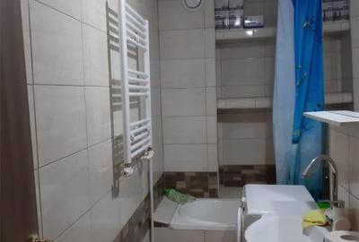 Garsoniera spatioasa, etaj intermediar, renovata elegant, balcon,  zona Narcisa - 3