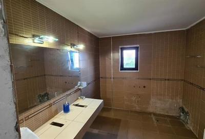 Casă individuală cu 7 camere cu Teren 320 Mp în Andrei Mureșanu - 4