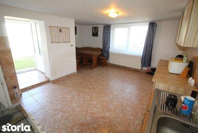 Casă cu 2 camere cu Teren 2261 Mp în Central - 4