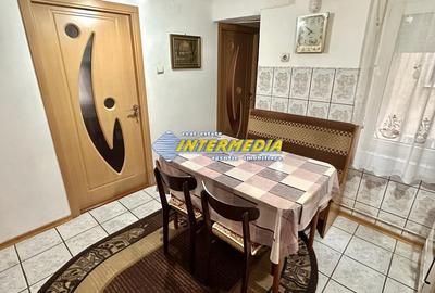 Apartament 3 camere decomandat etaj 3 Alba Iulia Apartament 3 camere decomandat etaj 3 Alba Iulia - 8