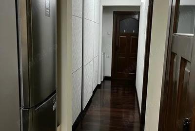 Proprietar - Inchiriez apartament cu 3 camere decomandat - 7