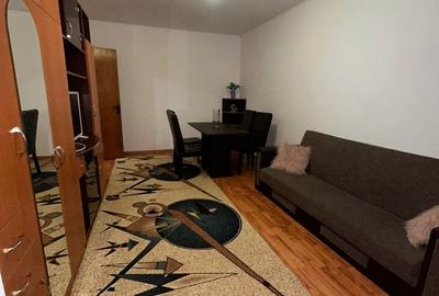 Apartament decomandat în Drumul Taberei