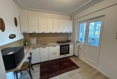 Apartament cu 3 camere decomandat în Canta - 2