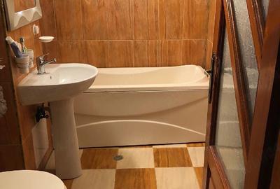 Apartament cu 3 camere decomandat în Central - 7