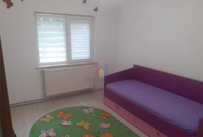 VEZI VIDEO! 3 camere, etaj 2, Decomandat, Mobilat si Utilat, - 2