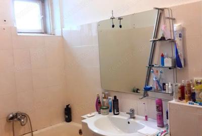 Apartament cu 4 camere decomandat în Central - 1