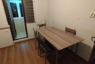 Apartament cu 2 camere decomandat, mobilat în Calea Severinului