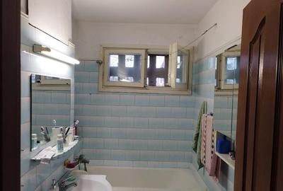 Apartament cu 4 camere semidecomandat în Berceni - 2