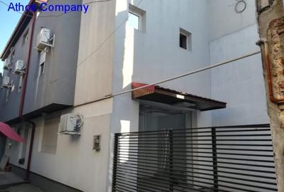 Casă cu 5 camere cu Teren 100 Mp în Dacia