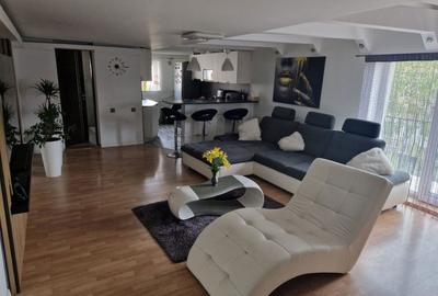 Apartament cu 3 camere decomandat în Orlat - 3