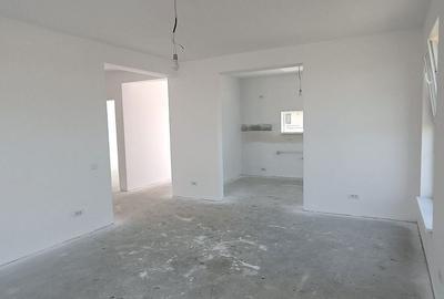 Casă cu 3 camere în Berceni - 10