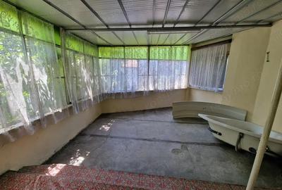 Apartament cu 3 camere decomandat în Traian - 3