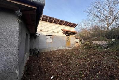Casă cu 3 camere cu Teren 250 Mp în Central - 3