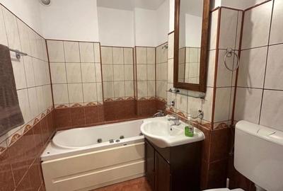 Apartament cu 3 camere decomandat în P-ța Unirii - 11