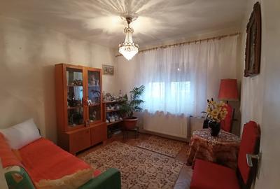 Apartament cu 3 camere decomandat în Complex Studențesc - 4