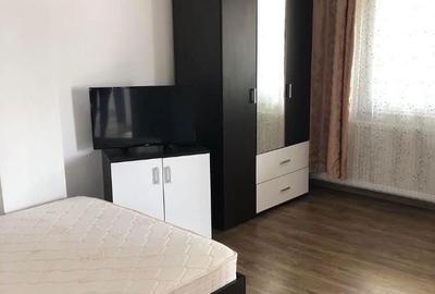 Garsonieră decomandată în Central - 8