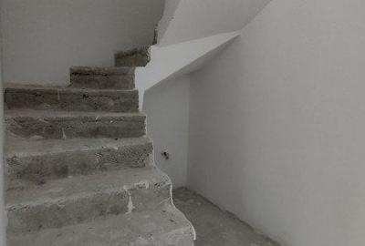 Duplex cu 4 camere cu Teren 336 Mp în Săcălaz - 11