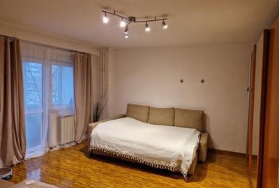 Garsonieră decomandată în Nerva Traian - 1