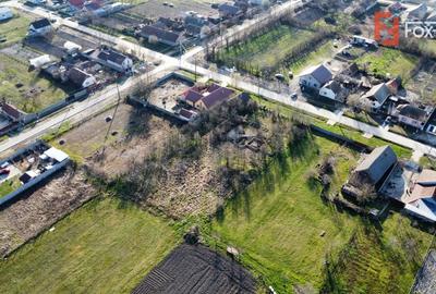 Teren Construcții intravilan de 2840 mp, în Jebel - 14