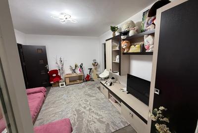 Apartament 4 camere, semidecomandat, 69 mp, Craiovita Noua, Zona Orizont - 2