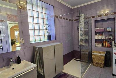 Casă cu 4 camere cu Teren 442 Mp în Central - 12