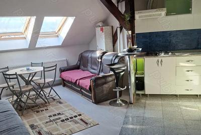 Garsonieră decomandată în Central - 6