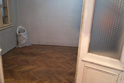 Vila zona Moșilor - 2