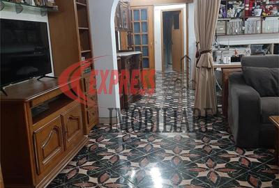 Apartament cu 4 camere semidecomandat, mobilat în 1 Decembrie 1918 - 3