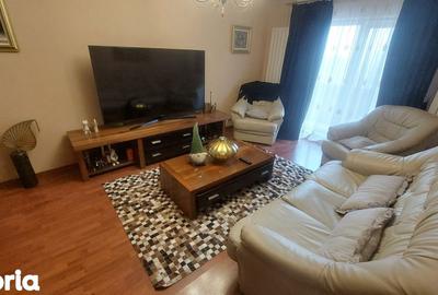 Apartament cu 3 camere decomandat, mobilat în Rovine - 3
