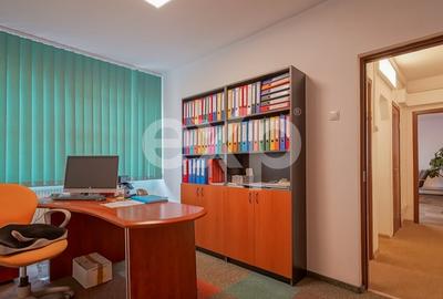 Apartament cu 2 camere decomandat în Astra - 13