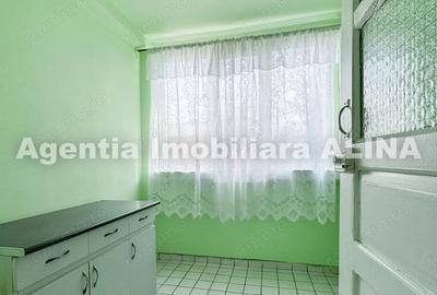 Apartament cu 3 camere decomandat în Dacia - 9