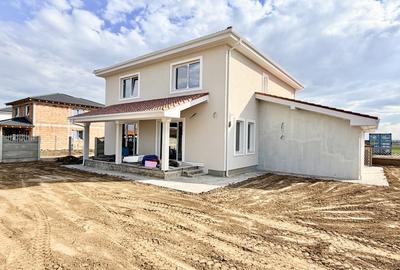 Casă individuală cu 5 camere cu Canalizare în Moșnița Nouă - 1