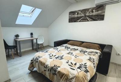 Garsonieră decomandată în Central - 8