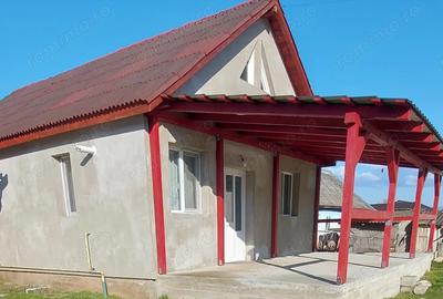 Vindem Casa la Satulung - 9