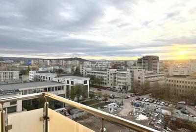 Apartament cu 3 camere decomandat, mobilat în Centru Civic