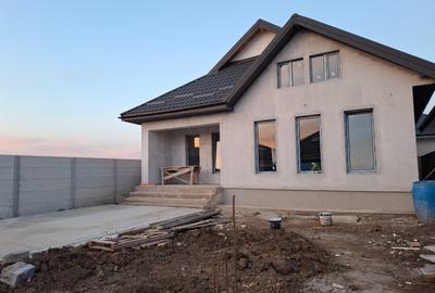 Pantelimon Ilfov,parter,3 camera,2 bai,300mp proprietate - 2