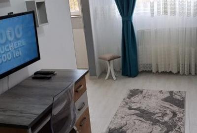 Garsonieră nedecomandată, mobilată în Sud - 16