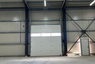 Spațiu comercial, de 1,240 mp, în Central - 4